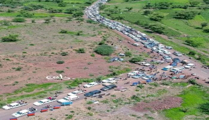 الوجة القذر للسياسية التي ابتليت بها تعز : على وقع تشييع افتهان.. صحافي يمني: حزب الإصلاح اعتاد ان يقتل ثم يشارك في الجنازة