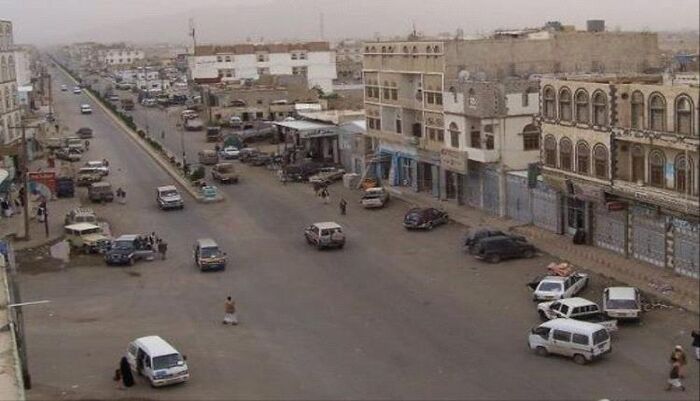 في عمران | جريمة وحشية صادمة تهز الشارع اليمني.. وفاة طفل بعد اعتداء صادم أثار غضبًا واسعًا