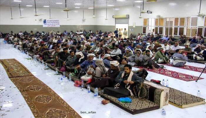 في لقاء قبلي في شبوة .. بيان صادر عن مشائخ وأعيان المحافظة بشأن الاعتقال والاعتداء على الشيخ غازي الاحول