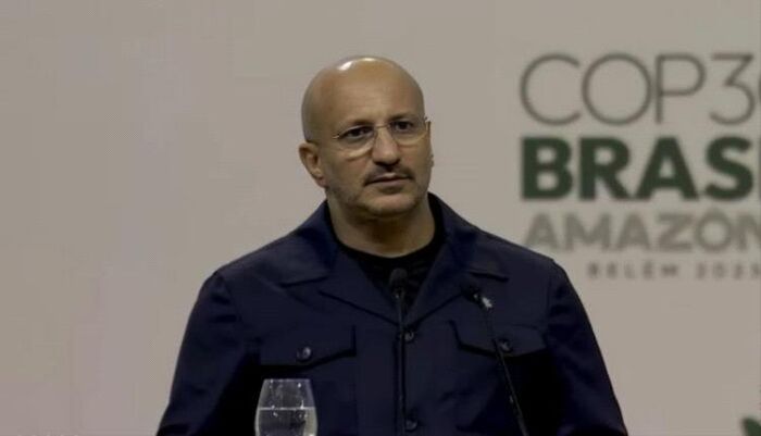 في قمة المناخ بالبرازيل .. طارق صالح يستعرض ابرز 3 قضايا رئيسية تمثل أولويات اليمن ويلتقي رؤساء عدد من الوفود المشاركة