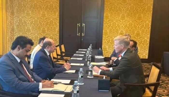 جهود اممية لاحياء مسار الحل: سلاح الحوثيين أبرزها.. حراك سياسي واسع لفك تعقيدات الملف اليمني