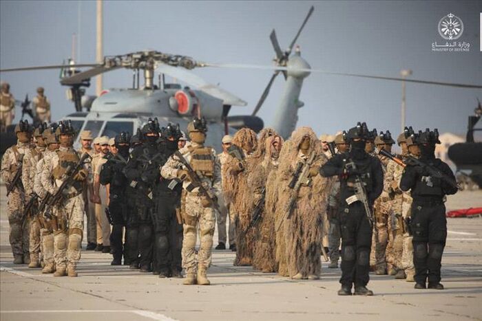 مالذي يحدث ..!؟ الحوثي يجبر جميع تجار صنعاء على تزويج عناصره ويثير موجة غضب