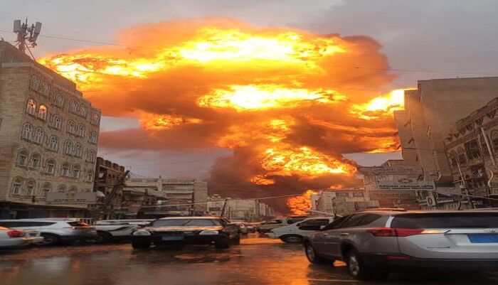 في معسكرين.. الكشف عن انفجارات غامضة هزت مناطق شمال-شرق صنعاء | اسماء وتفاصيل