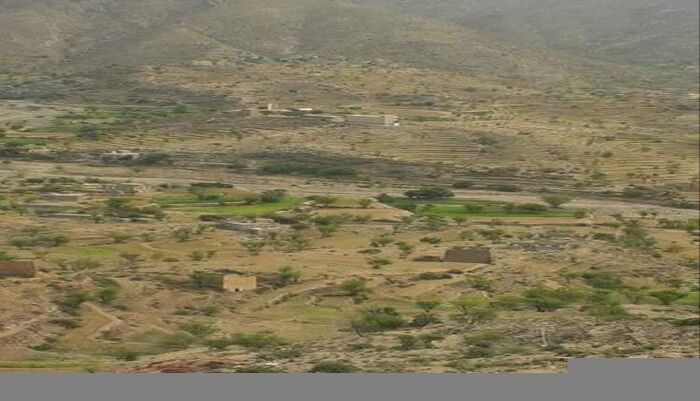 المنطقة تشهد حرباً واستعراض عسكري غير مسبوق- عناصر محور طور الباحة تقتحم منازل المدنيين وتنهب مقتنياتهم وتصادر ألواح وبطاريات المساجد