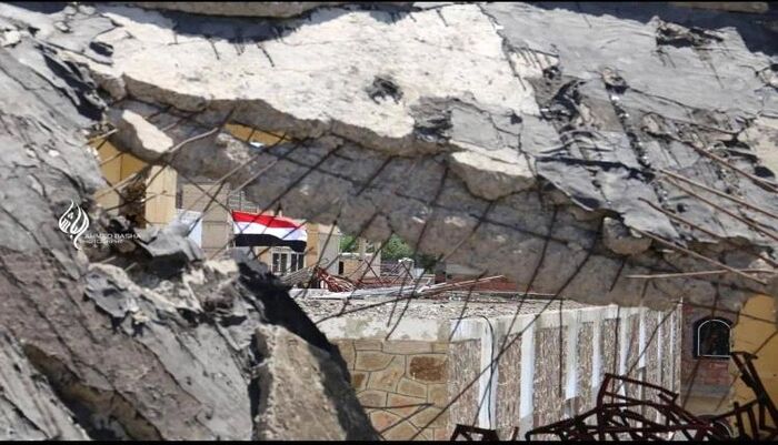 في اليمن | بين اهتمامات الساسة والمطبلون.. وطن مستباح بلا سروال