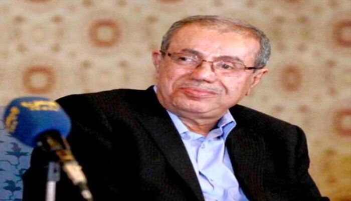 تجاوز سافر لا يمكن السكوت عنه .. قوة حوثية تحاصر رئيس حزب المؤتمر صادق أبوراس داخل منزله بالعاصمة صنعاء