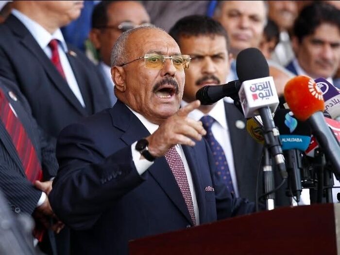 قبل الانفجار: لماذا قرر الحوثيون التخلص من صالح في 2 ديسمبر؟