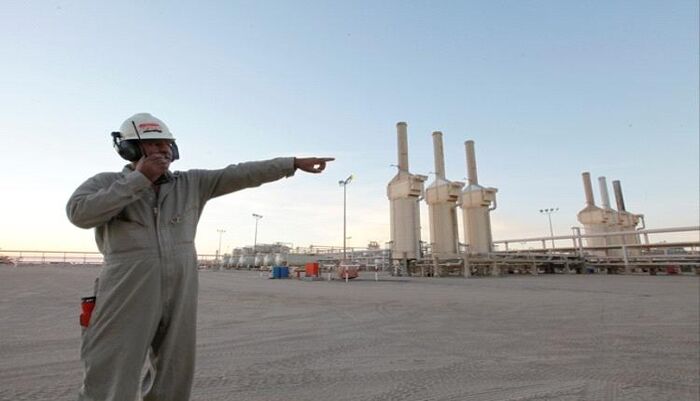 في مأرب| اشتباكات مسلحة وهجوم على قوات الحرس الرئاسي بدعم الطيران المسير .. قوات إخوانية تقتحم منشأة صافر