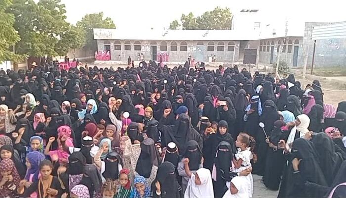تحذير | الحوثي يستغل المناسبات الدينية لحشد النساء في تهامة