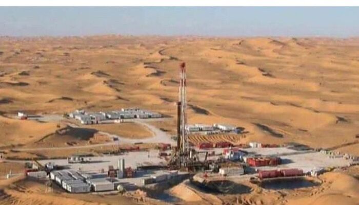 تُصرف عوائده لمناضلي المنفى المريح .. الداعري يفجر مفاجأة مدوية حول أكذوبة توقف تصدير النفط | التهديد الحوثي و"تغطية اعلامية كاذبة"