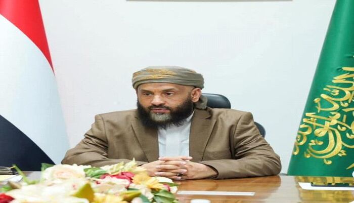 في اليمن - الأوقاف تحذر من ممارسة هذه الأنشطة داخل الوزارة