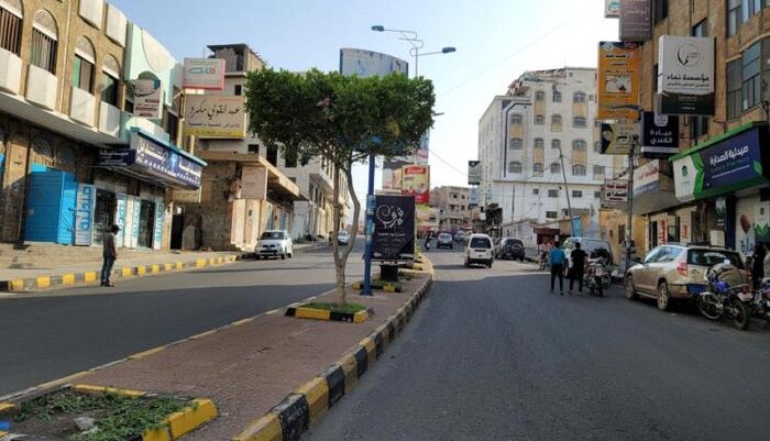 شاهد |  مقتل مغترب داخل سجن إخواني في تعز ونهب سيارته الفاخرة | صورة وتفاصيل