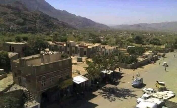 جريمة بشعة في تعز.. مشرف حوثي يقتل شقيقته ويترك ابنها في حالة حرجة | اسماء وتفاصيل